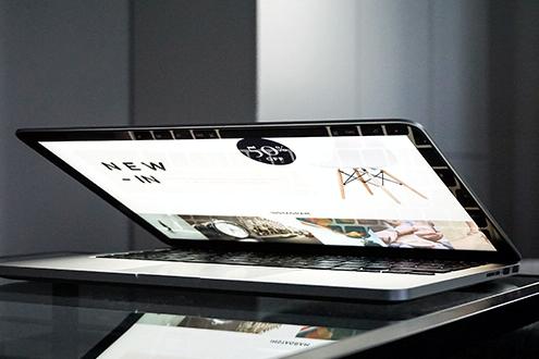 The ecommerce website factors that could affect sales